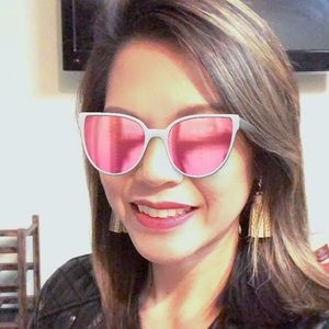 Meet your Posher, Vicky